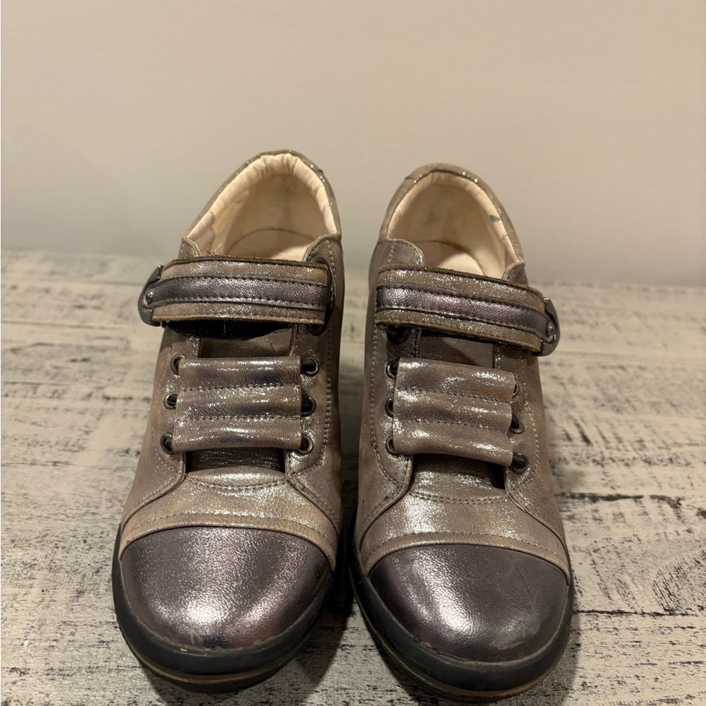 Stylish Metallic women Shoes